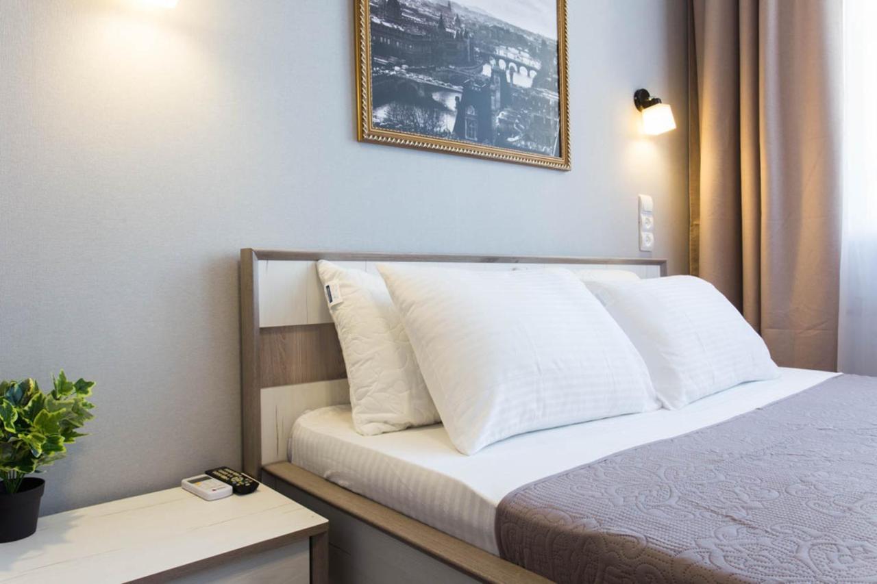 Cozy Apartment Beside Metro Yaroslava Mudroho, Universytet - Chernyshevska Str 95-6 Kharkiv Bagian luar foto